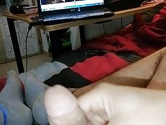 Jerk off to porn
