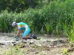 cyclist mud bathroom