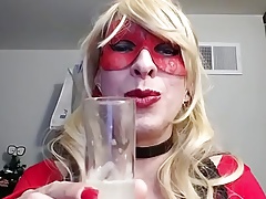 Cum Hungry Slut by vikkicd16