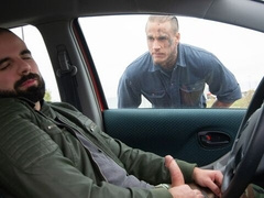 Mechanic Bo Sinn fucks masturbator Shawn Assmore in the ass