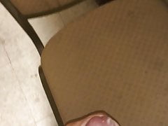 Making cum mess