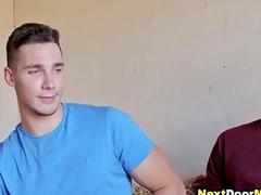 Married guy confesses his best friend he is in love with him