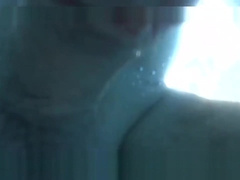 CHUPANDO PIJA Y COGIENDO EN LA PISCINA