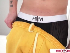 Joshua Lewis Jerks His Ample Manstick While Pictures Witnesses Him Jizm!