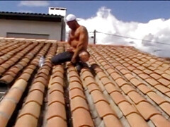 Straight worker show his cock to the cum outdoor