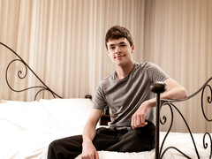 Dante Colle screwed by the total jock Troye Dean