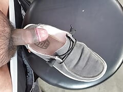 mechanic found teacher's shoes in front floorboard in her car
