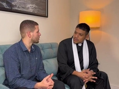 Talented priest intrudingto the tiny white man's culo
