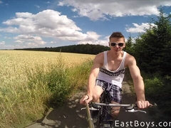 Ronnie the public masturbator gets to enjoy stroking