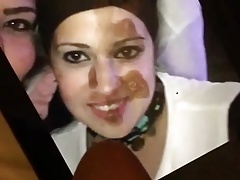 Cum on beautiful Rana g