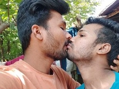 Funny moment with Indian gay couple interrupted while outdoor blowjob