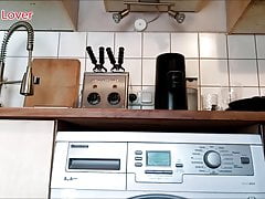Bei einer Bekannten in den Arsch gefickt