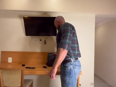 Taua Carioca Predominates And Drills Sergio Dias