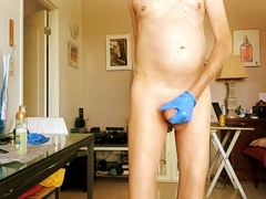 Stretching Auto-bronzing Mayo All Over My Bare Bod