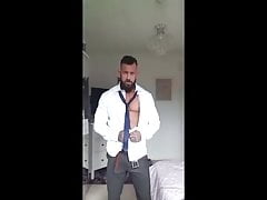 What a hot hunk !