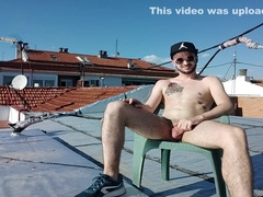 Xisco Se Hace Una Paja En Azotea, Hay Mirones