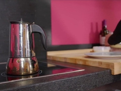 ❄️ TOTAL SEQUENCE STAXUS :: They bang me in the kitchen while my beau is away!