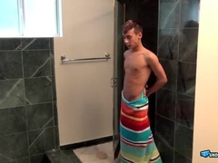 Draped Jayden Ellis bum breeds little Jax after a deep throat