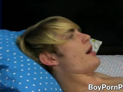 Blonde lad permits lolipopsucking twink to rail his meat pillar