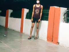 Uber-Sexy booty in public railway station spunking