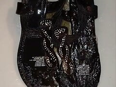 A fan sent gfs sandals