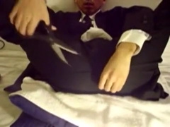 Stretching that Tight Hole in my Suit n Tie