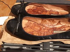 Cum on GF Flat Ballerinas (12. Shot)