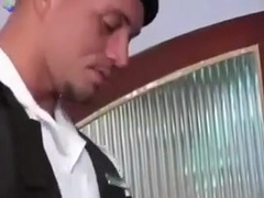 un militar riquisimo