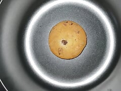 Massive cumshot on cookie!