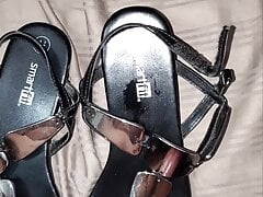 was at a friend place and saw her daughters heels at the entry way.