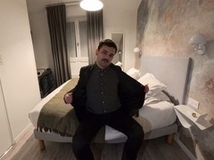 Gay jerk off instruction - cum on my chest