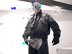 Alpha Leather Hunk Xl 1