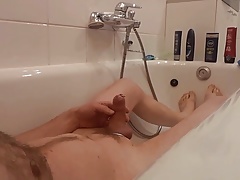 Gepinkelt und gespritzt,  warm Shower and cum...
