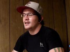 Straight thugs Lex Lane and Cay Denpriar masturbate