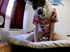 Fursuit, fur covered, bellowing