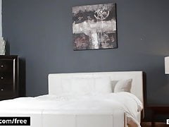Two Hunks Fucked Bareback While Boyfriend Is Tied Up - BROMO