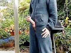 Rockardglans Outdoor Onesie Wank and Cum for Neighbors