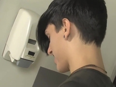 Cock Sucking In Bath Along With Emo