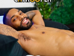 Muscular dude James Harp masturbating with his abs showing