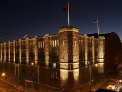 Muscle Otters Toss Down