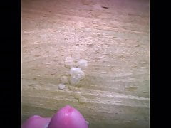 Cumming to some rough deepthroat vid
