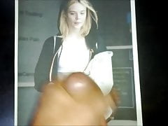 Elle Fanning cum tribute #1