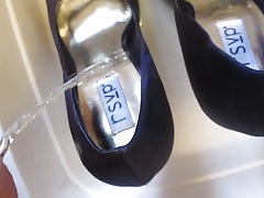 Pissing Purple Strappy Heels fm MrMessyshoes p3