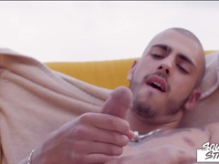 SOUTHERNSTROKES Tatted Jock Ari Nucci Drains Solo