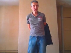 j'arrache mon slip pour me branler