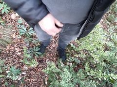 Outdoor masturbation (Short)