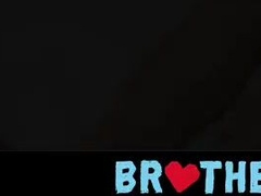 Injured Guy Smashed By Old Stepbrother In The Clinic