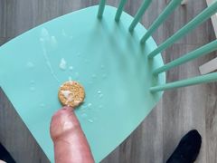 Big cumshot on biscuit