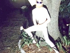 skycladstargazer barefoot ginger