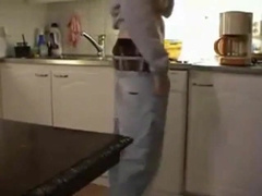 sagger man jizzing in the table